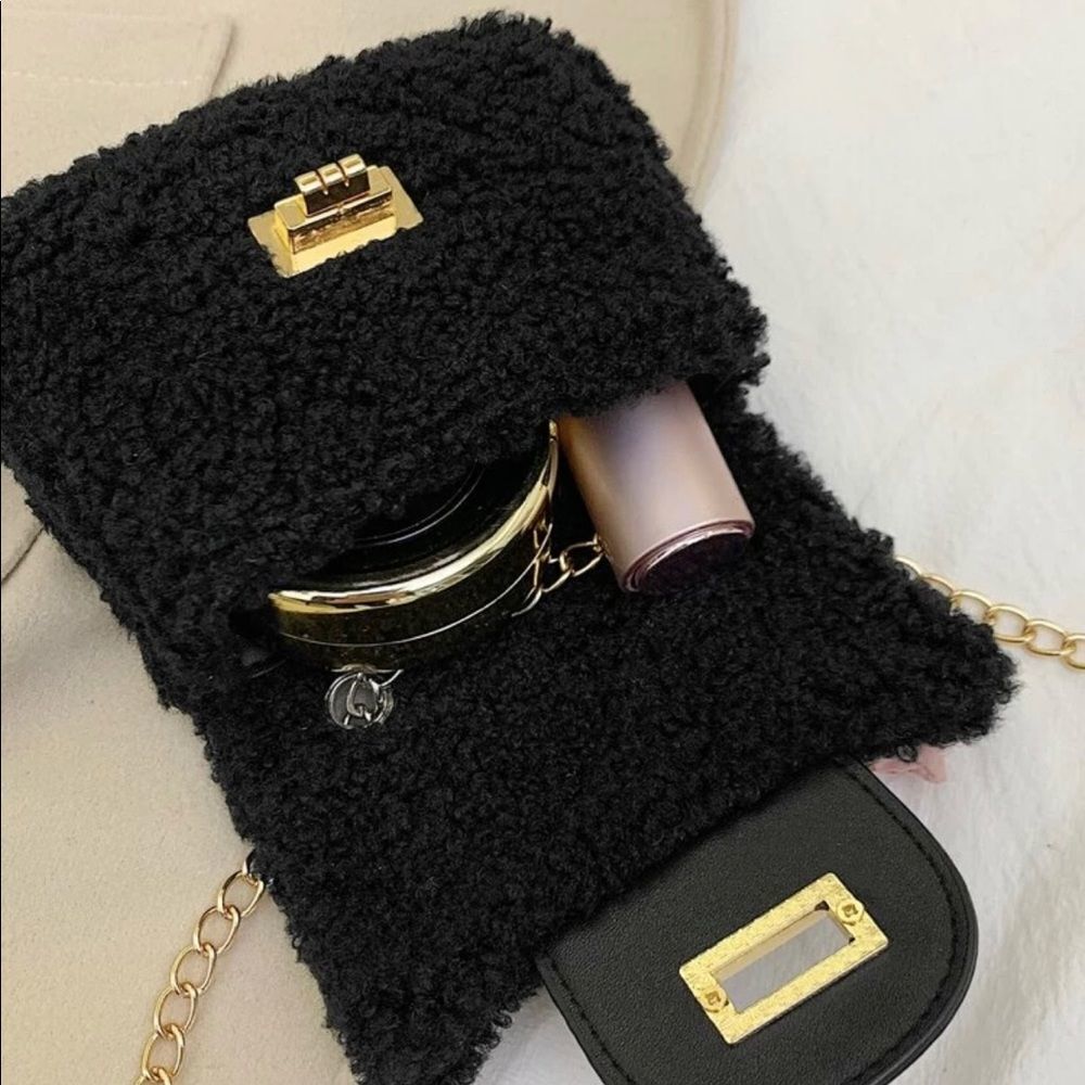 Black Fur Mini Shoulder Chain Shoulder Strap - Picture 6 of 8